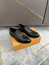 Picture of Louis Vuitton Shoes _SKULVsz38-44mnf021814112